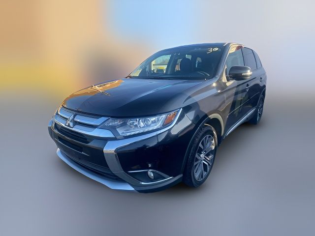 2016 Mitsubishi Outlander SE