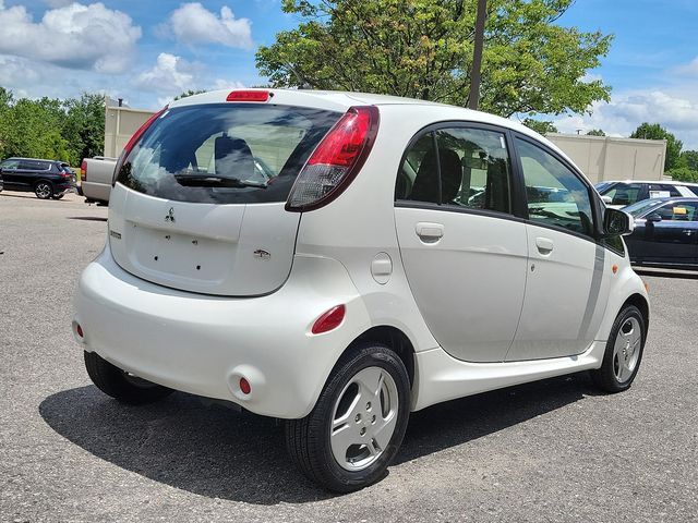 2016 Mitsubishi i-MiEV ES