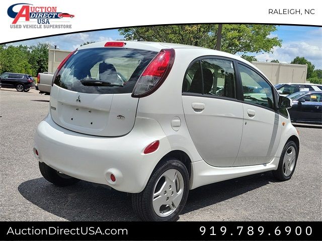 2016 Mitsubishi i-MiEV ES