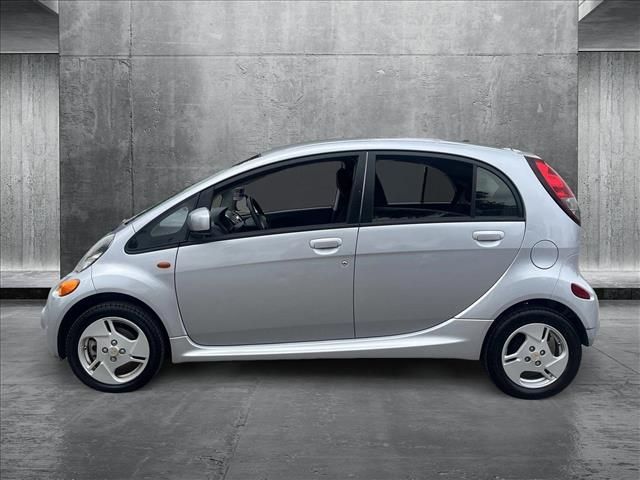 2016 Mitsubishi i-MiEV ES