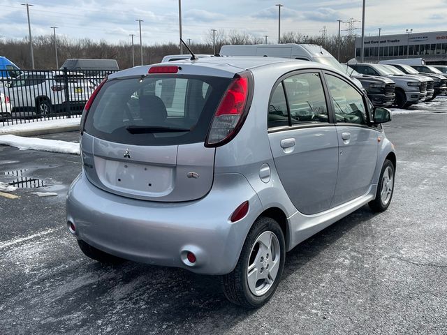 2016 Mitsubishi i-MiEV ES