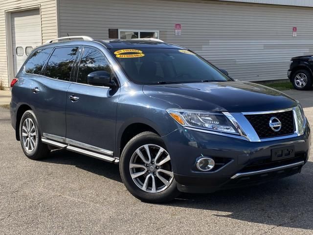 2016 Nissan Pathfinder SL