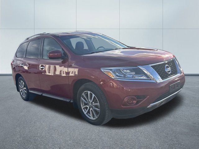 2016 Nissan Pathfinder S