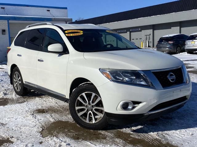 2016 Nissan Pathfinder SL