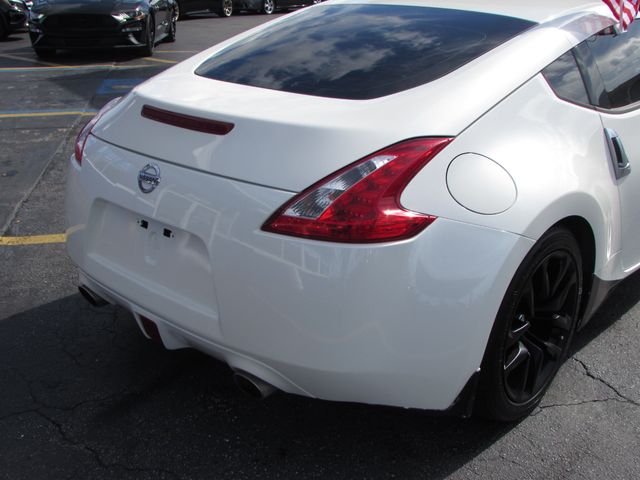 2016 Nissan 370Z Base