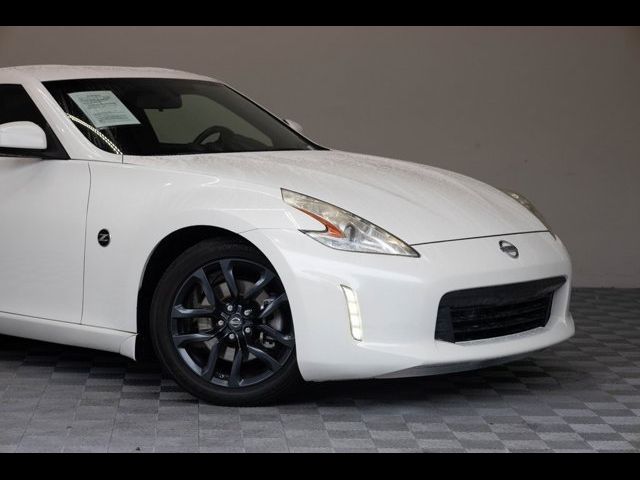 2016 Nissan 370Z Base