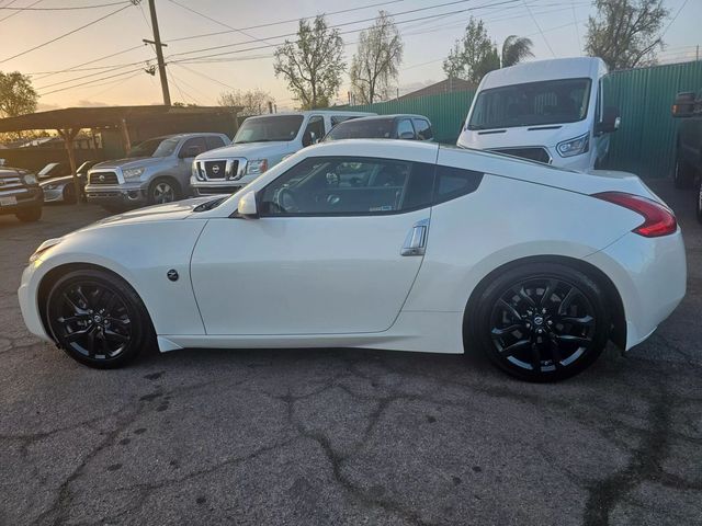 2016 Nissan 370Z Base