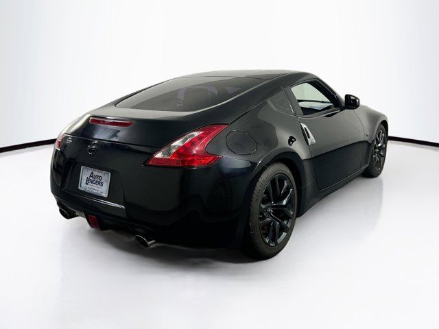 2016 Nissan 370Z Base