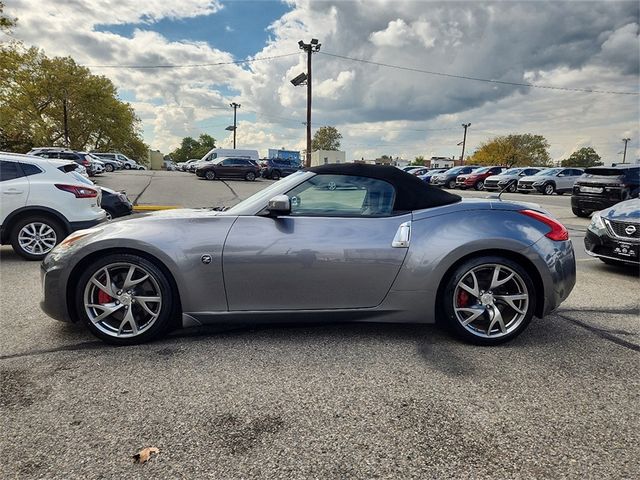 2016 Nissan 370Z Touring Sport