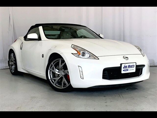 2016 Nissan 370Z Touring Sport