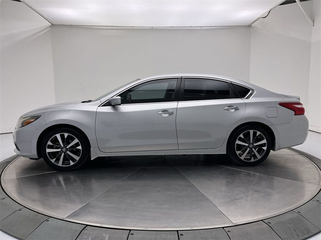 2016 Nissan Altima 2.5 SR