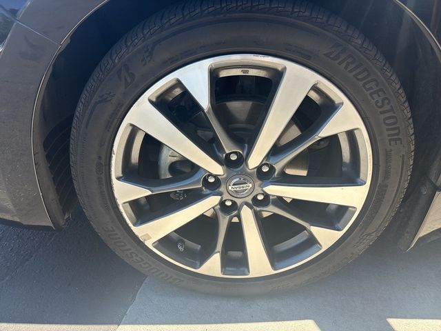 2016 Nissan Altima 2.5 SR