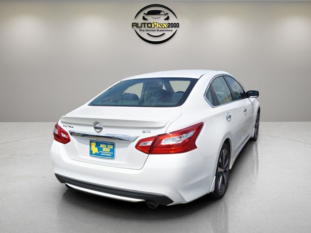 2016 Nissan Altima 2.5 SR