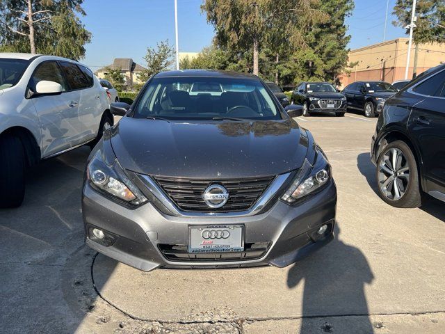 2016 Nissan Altima 2.5 SR