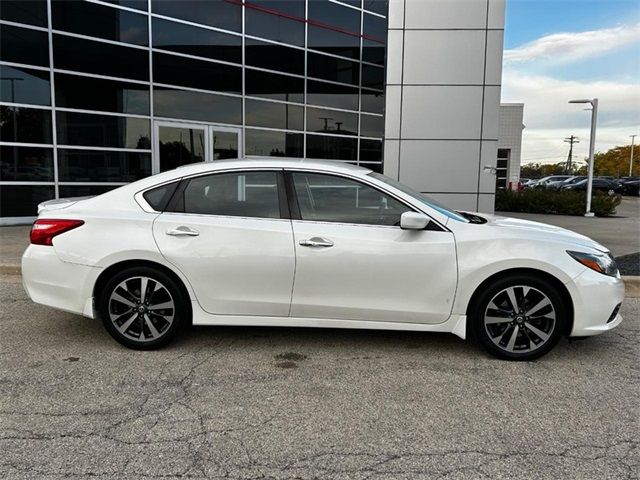 2016 Nissan Altima 2.5 SR