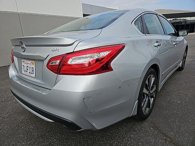 2016 Nissan Altima 2.5 SR