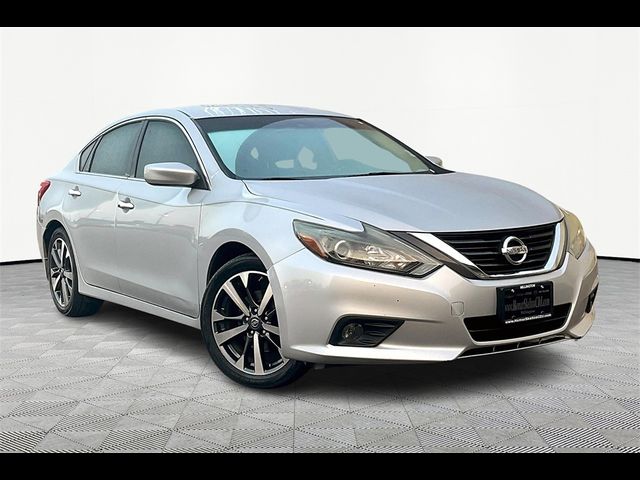 2016 Nissan Altima 2.5 SR