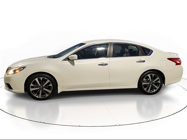 2016 Nissan Altima 2.5 SR