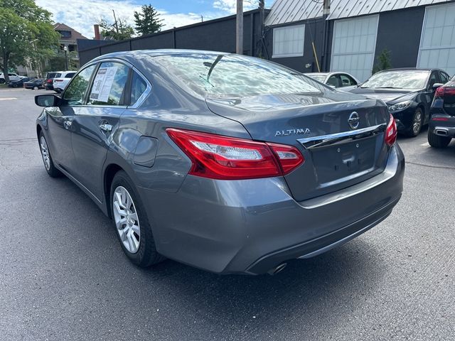 2016 Nissan Altima 2.5 SR