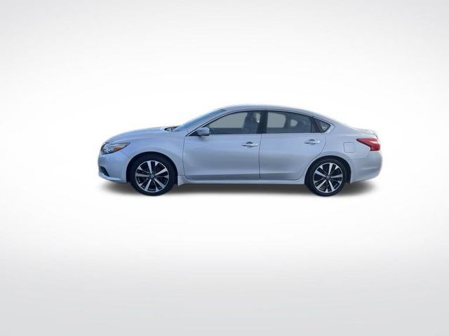 2016 Nissan Altima 2.5 SR