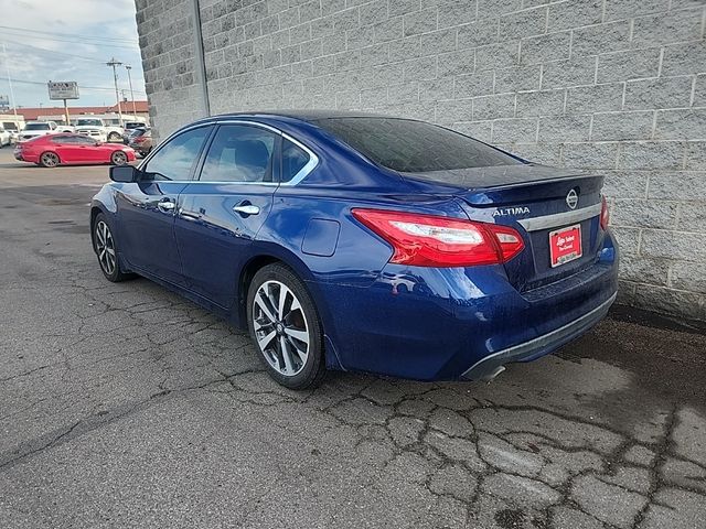 2016 Nissan Altima 2.5 SR