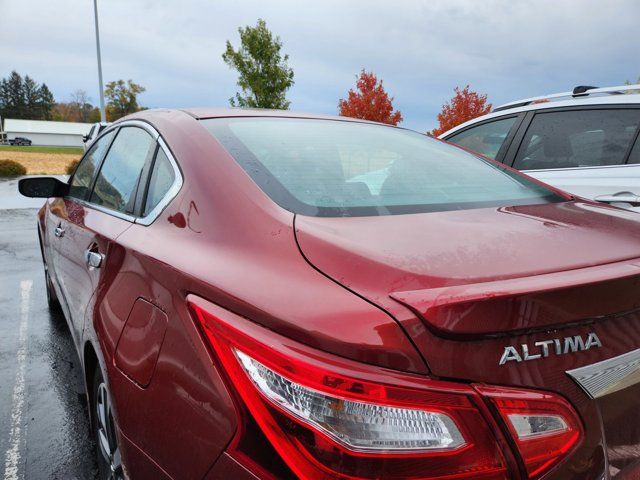 2016 Nissan Altima 2.5 SR