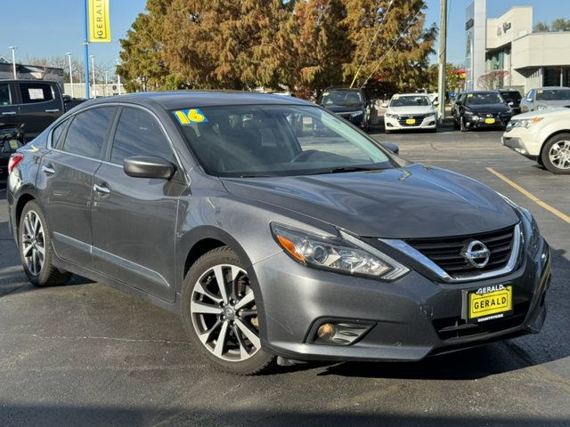 2016 Nissan Altima 2.5 SR