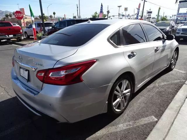 2016 Nissan Altima 3.5 SL