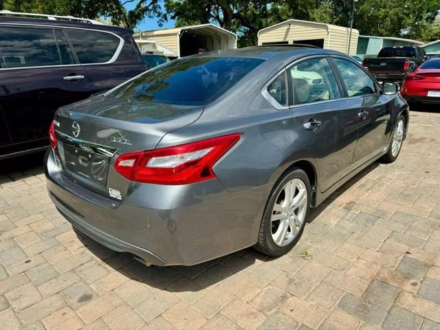 2016 Nissan Altima 3.5 SL