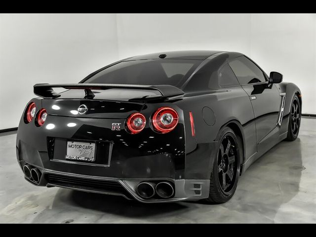 2016 Nissan GT-R Black Edition