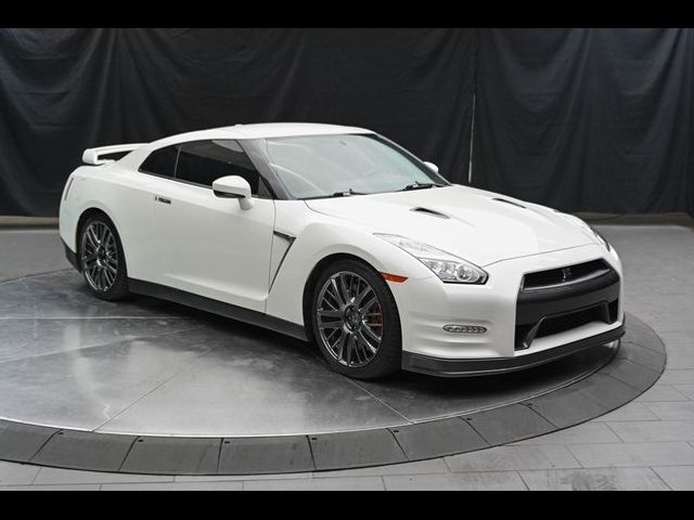 2016 Nissan GT-R Premium