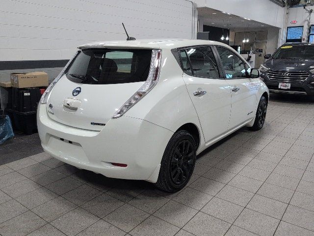 2016 Nissan Leaf S