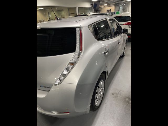 2016 Nissan Leaf S