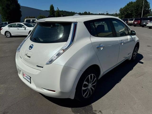 2016 Nissan Leaf S