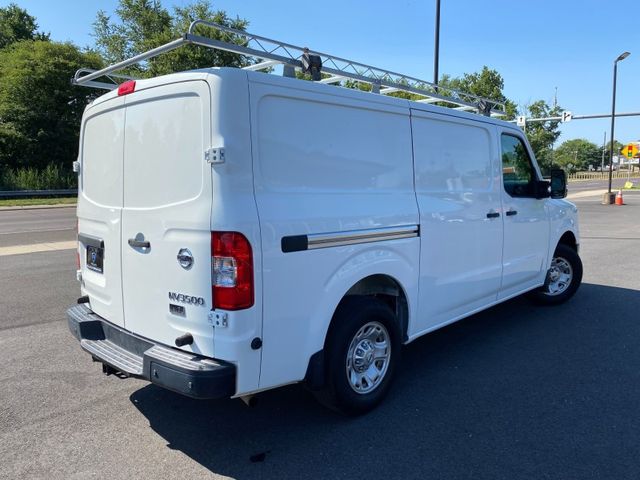 2016 Nissan NV SV