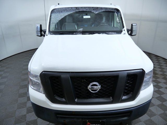 2016 Nissan NV SV