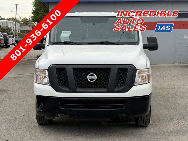 2016 Nissan NV SV