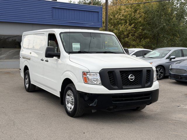 2016 Nissan NV SV