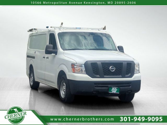 2016 Nissan NV SV