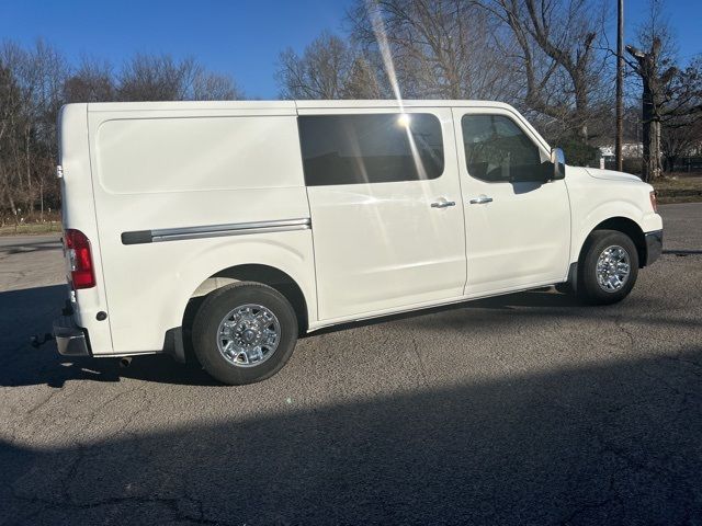 2016 Nissan NV SL