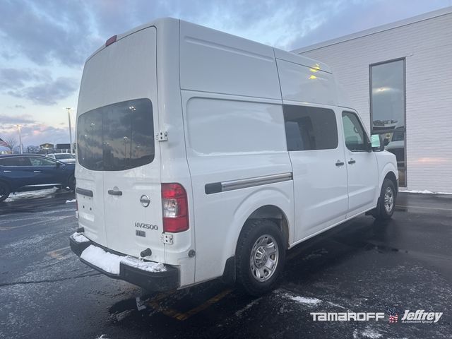 2016 Nissan NV SV