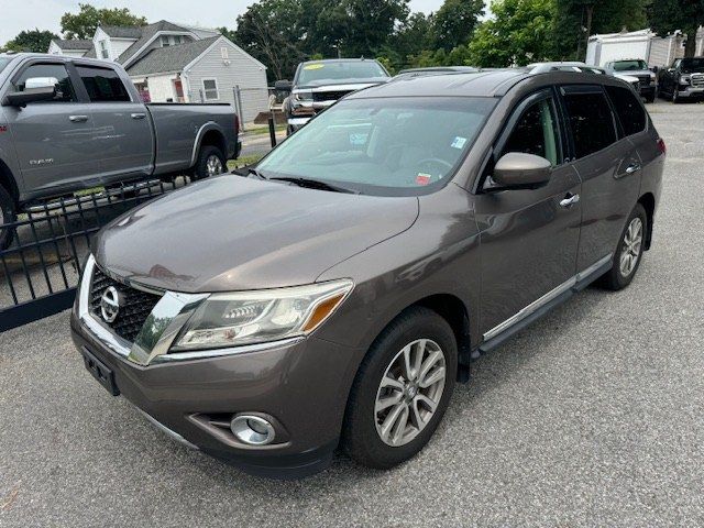 2016 Nissan Pathfinder SL