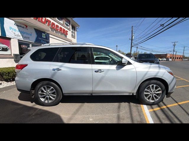 2016 Nissan Pathfinder SV