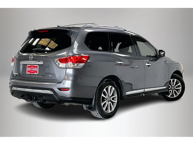 2016 Nissan Pathfinder SL