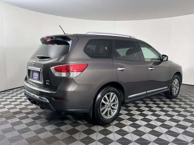 2016 Nissan Pathfinder SL