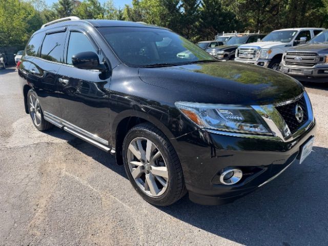 2016 Nissan Pathfinder Platinum