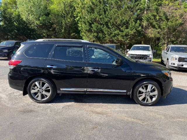 2016 Nissan Pathfinder Platinum