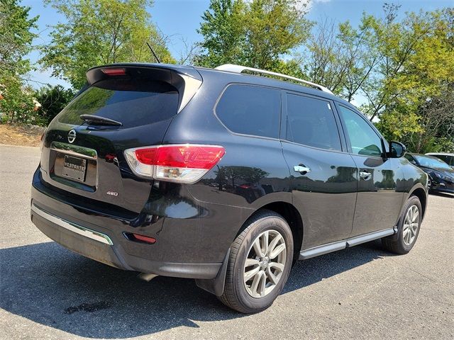 2016 Nissan Pathfinder S