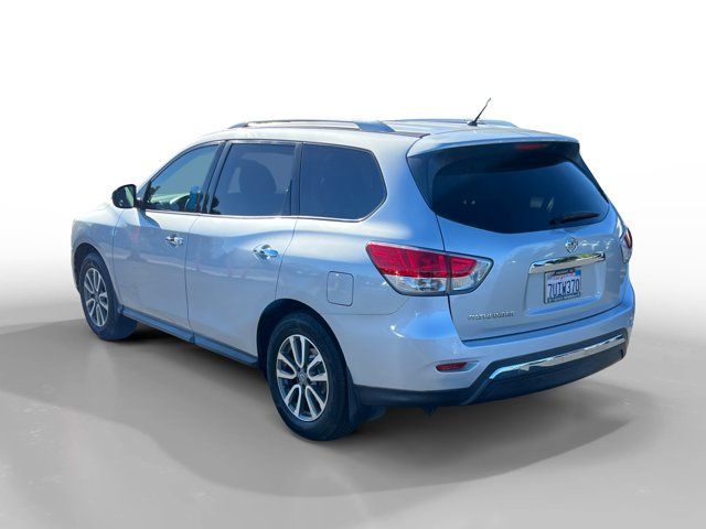 2016 Nissan Pathfinder S