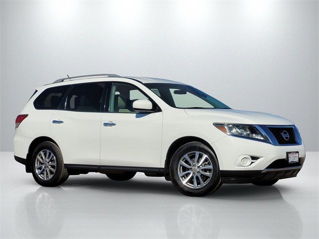 2016 Nissan Pathfinder S